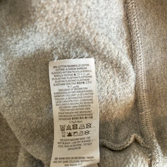 Boden women's grey crewneck sweatshirt, size M - Picture 4 of 6